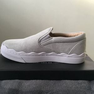 Slip on sneakers